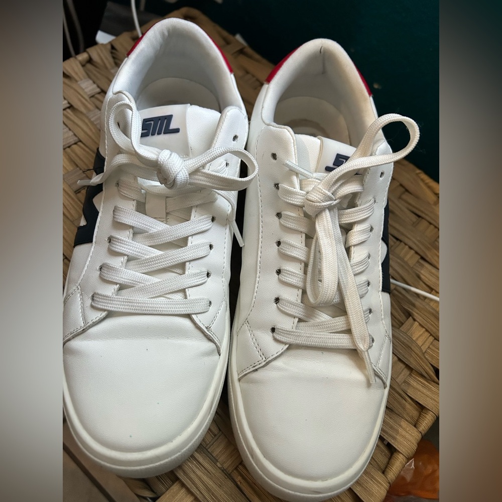 Steve Madden White and Black Women's Sneakers